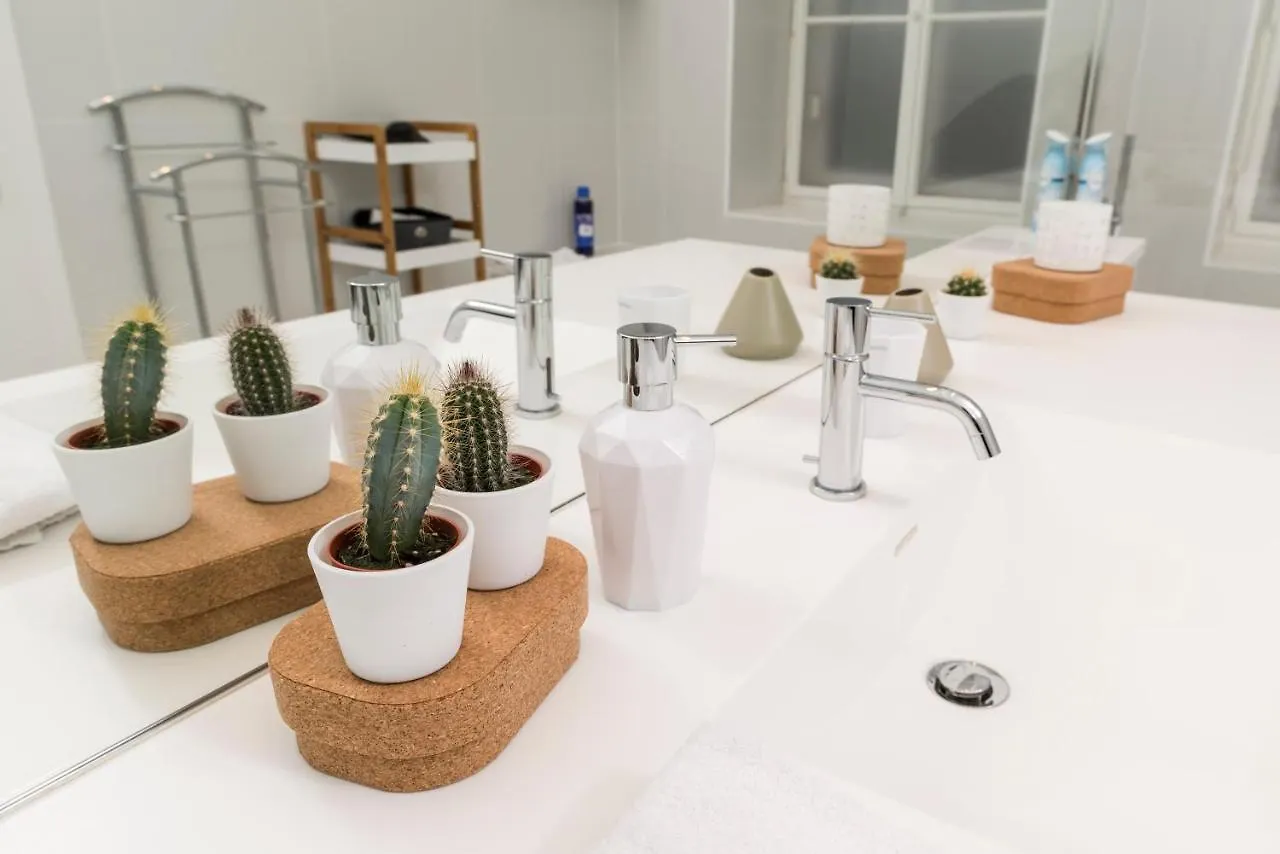 Singerstraße Luxury Apartment by welcome2Wien